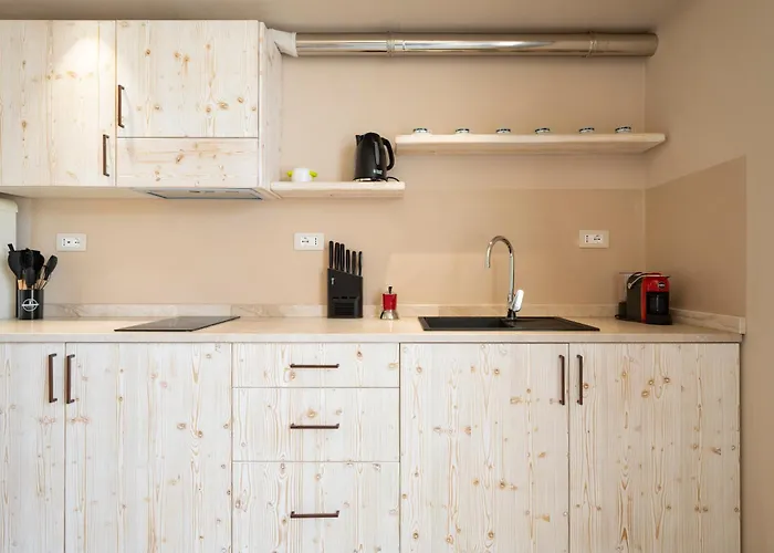 Apartment Nostalgia *