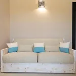 Apartment Nostalgia *